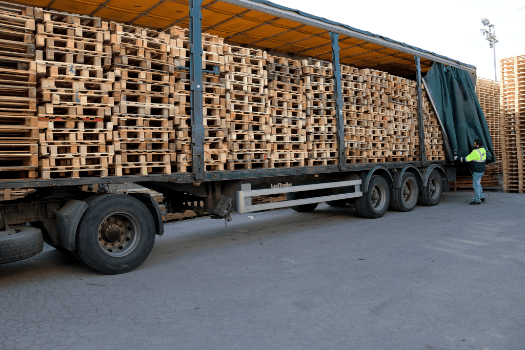 Camión de pallets